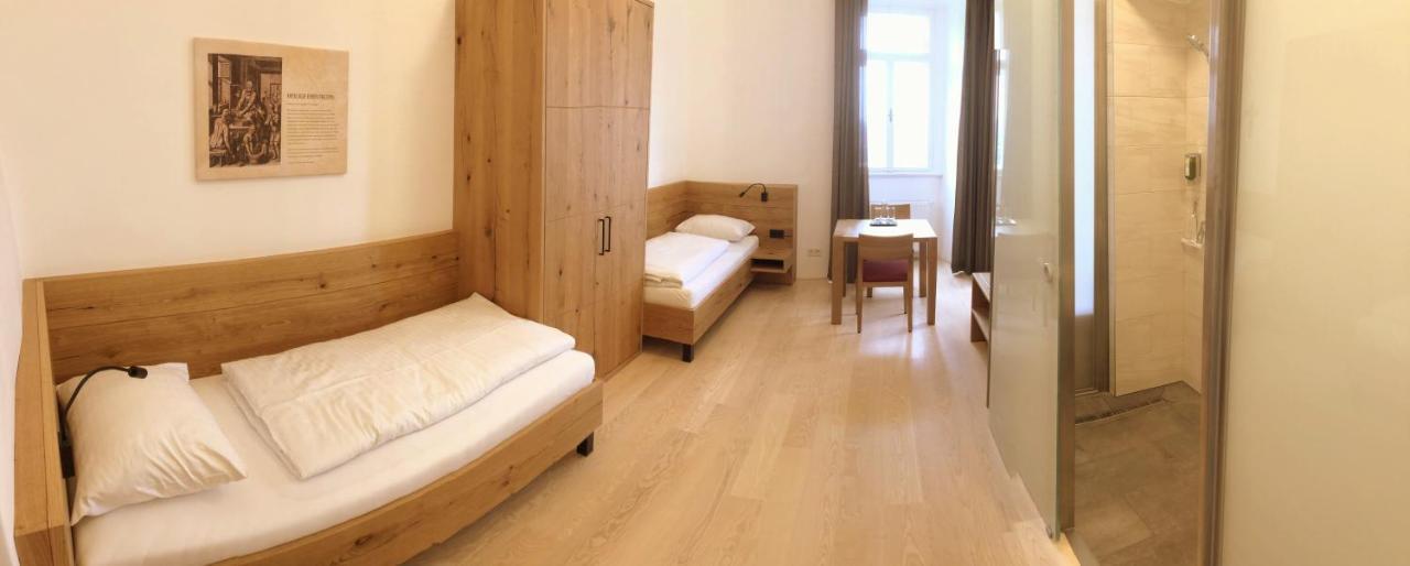 Gaestehaus Benediktinerstift Goettweig - Bed & Breakfast Monastery Furth bei Gottweig Exterior foto