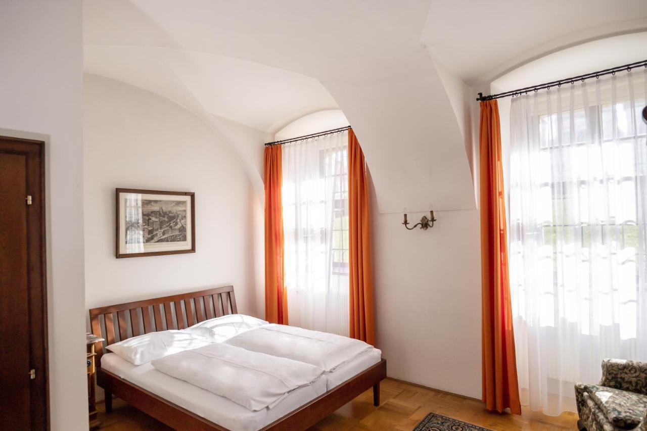 Gaestehaus Benediktinerstift Goettweig - Bed & Breakfast Monastery Furth bei Gottweig Exterior foto