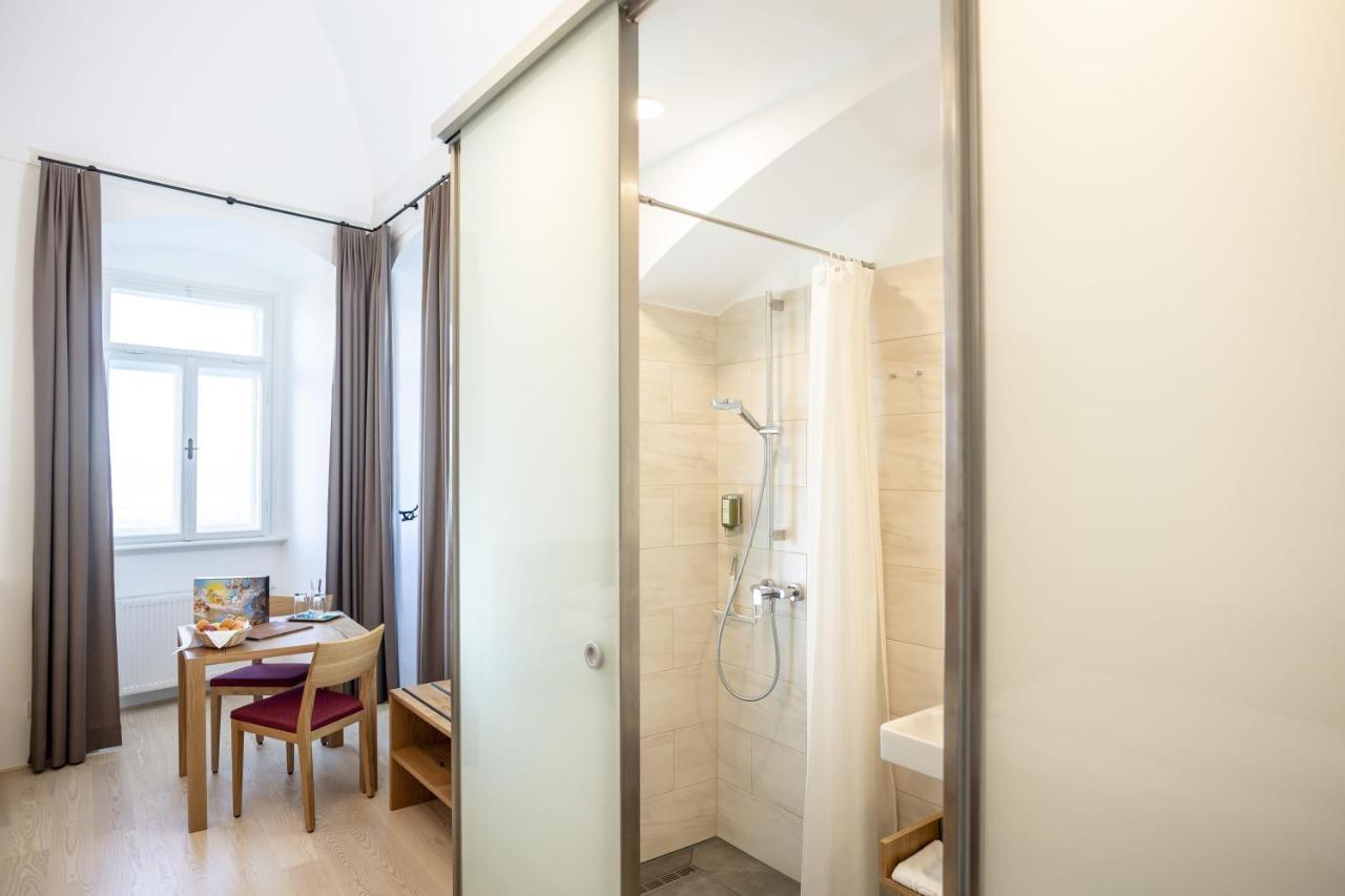 Gaestehaus Benediktinerstift Goettweig - Bed & Breakfast Monastery Furth bei Gottweig Exterior foto