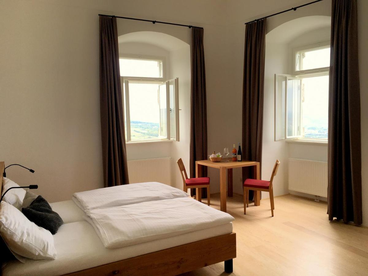 Gaestehaus Benediktinerstift Goettweig - Bed & Breakfast Monastery Furth bei Gottweig Exterior foto