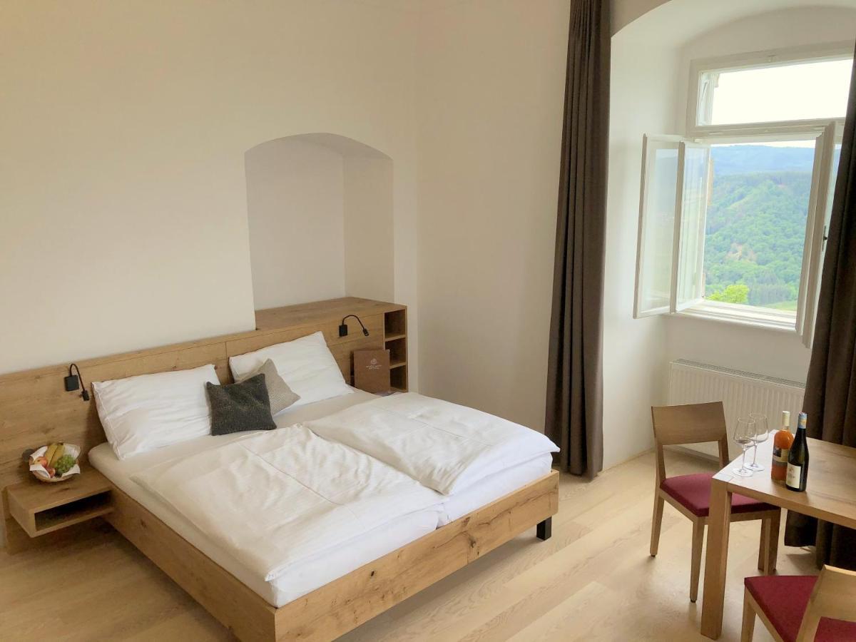 Gaestehaus Benediktinerstift Goettweig - Bed & Breakfast Monastery Furth bei Gottweig Exterior foto